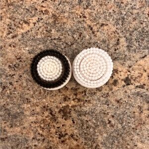 Kingdo 2 Replacement Dual Facial Cleansing Brush Heads - Black/White